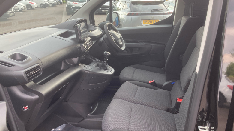 Peugeot Partner Standard Diesel 1.5 BlueHDi 100 Professional Plus Van